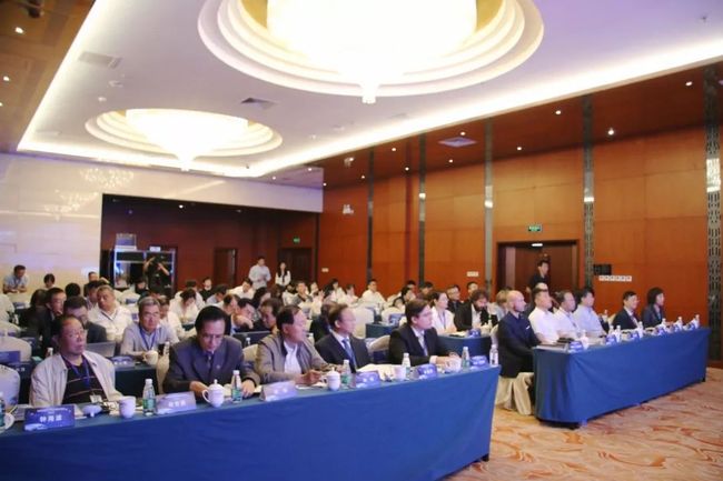 香港历史记录大全,探讨文化共融,分享旅游美食,促进合作发展