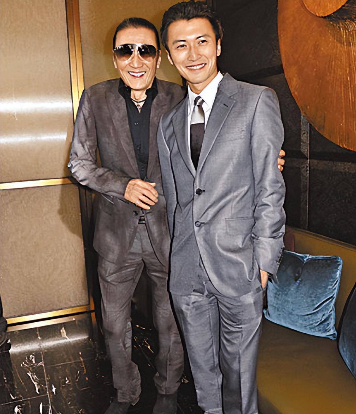 谢贤王菲最新新闻,一键下载,海量学习资料免费获取