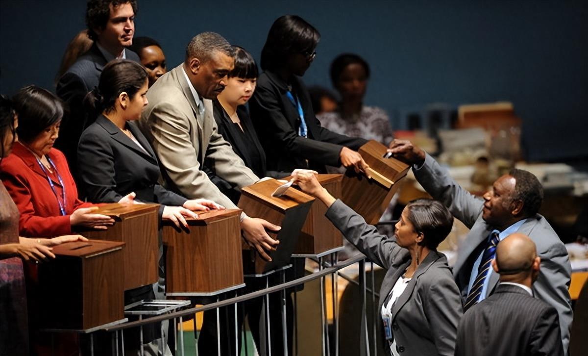 山海经新澳门中特网店,掌握规律轻松赢,揭秘中奖技巧