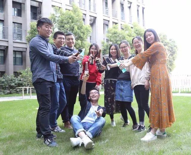 2026年正版资料免费最新版本图片下载,精彩赛程抢先看,不容错过的水上盛宴