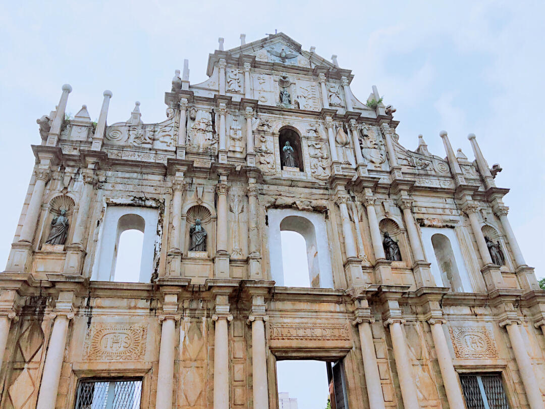 大三巴一肖一码一特一中招生简章,探索未来趋势,掌握最新开奖数据