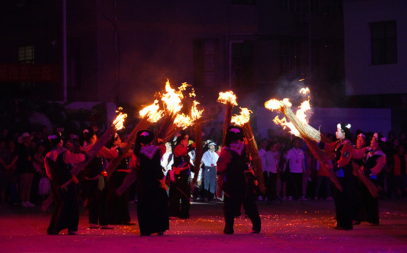 新漠门精准双最新消息今天,历史遗迹背后的故事,感受独特文化魅力 新漠门精准双最新消息今天,历史遗迹背后的故事,感受独特文化魅力