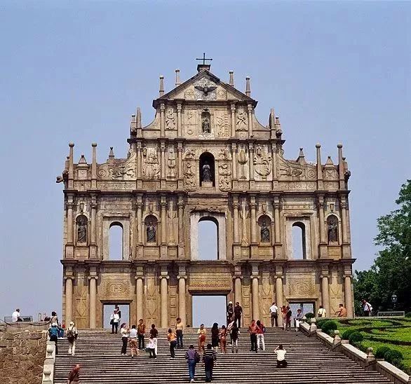 澳门大三巴一肖一特学校招生简章,极致诱惑,完美身材一览无遗