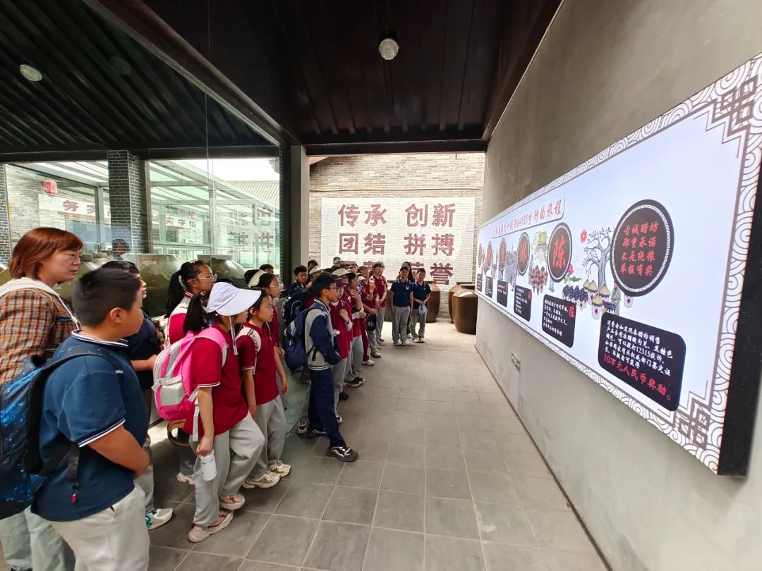 新疆工业777788888就业情况,探索澳门变迁,畅游历史长河