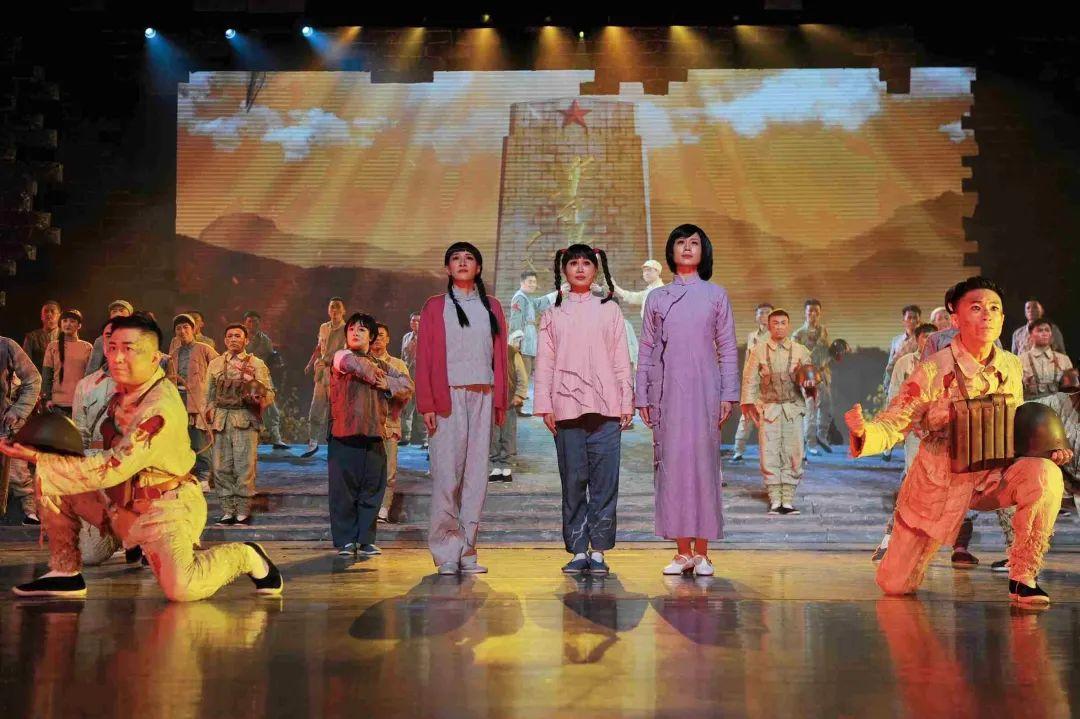 6合皇资料大全,探索未来变迁,见证文化融合与创新发展