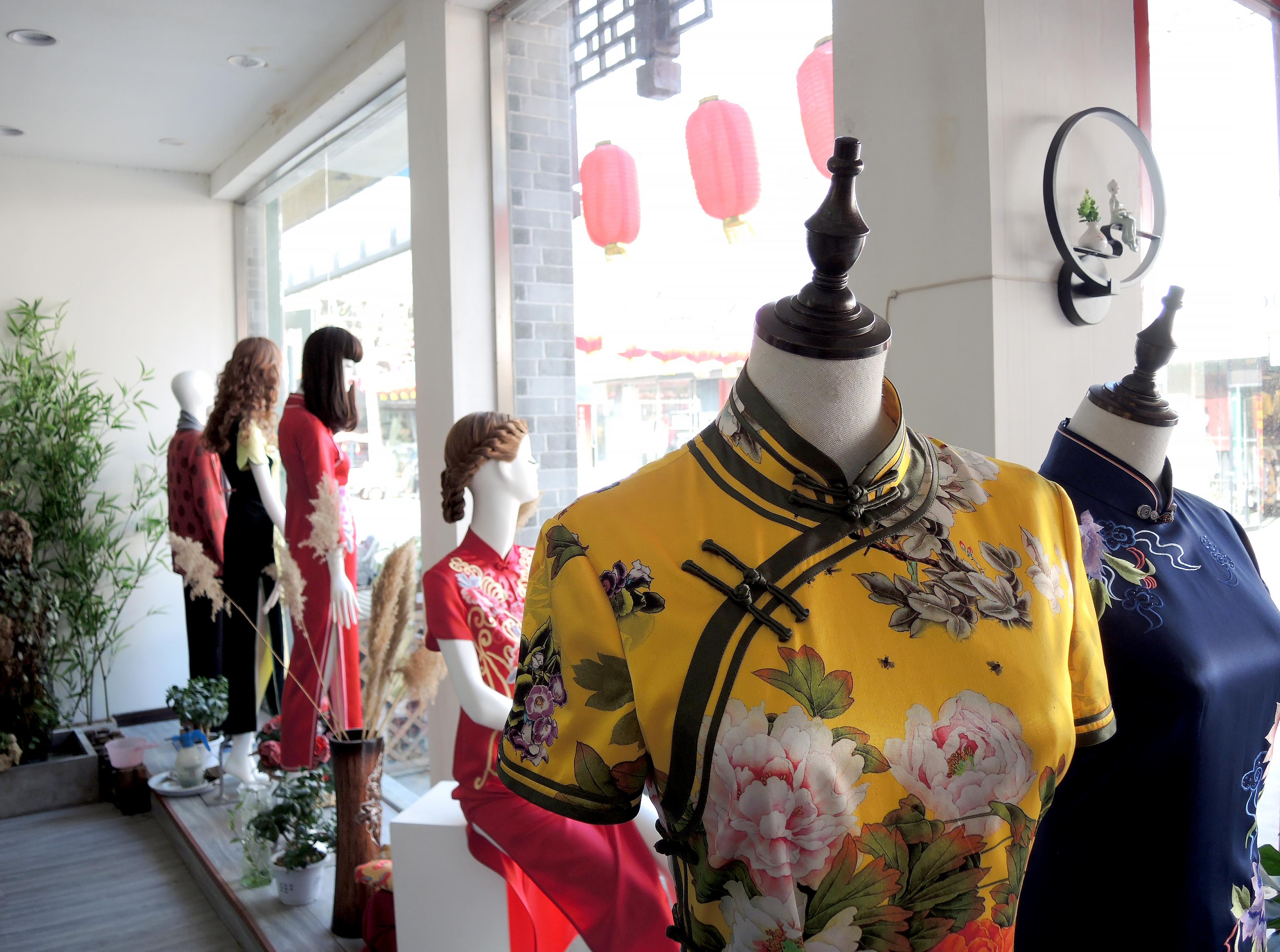 新澳门天天免费谜语论坛神算子,畅享奢华体验,探索无限惊喜