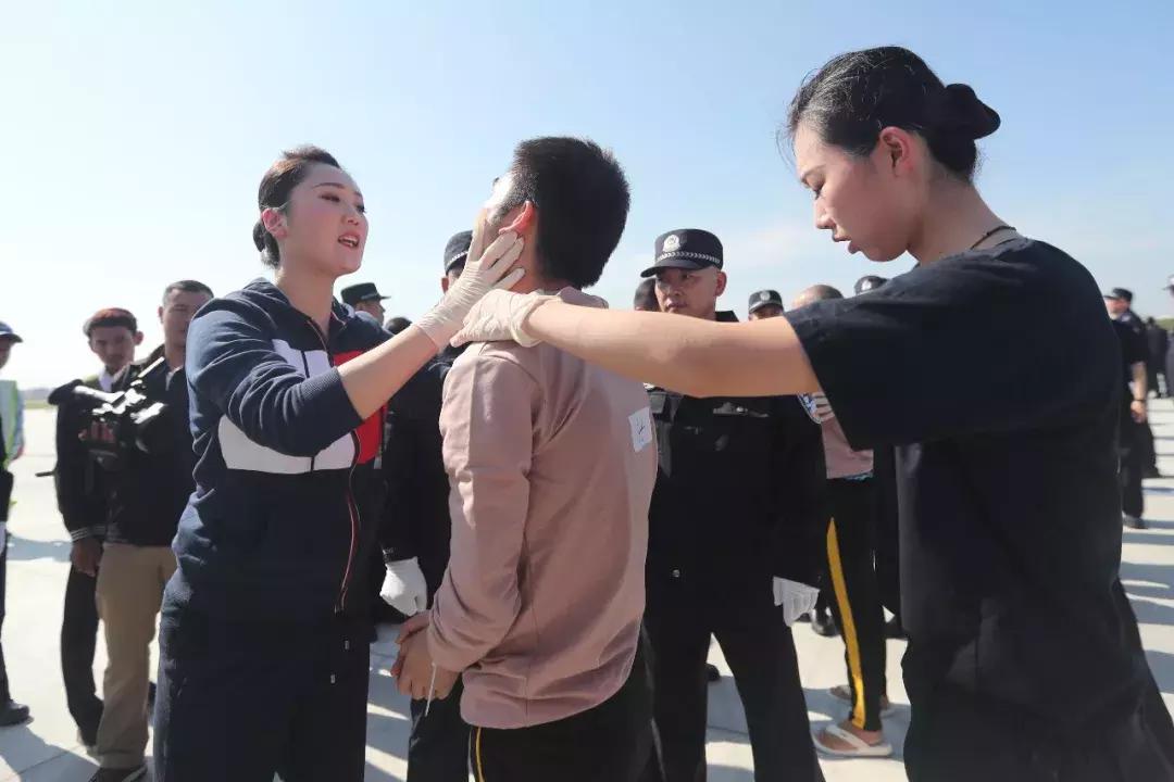 7777788888新奥精准新传真,精准分析,助你轻松掌握开奖规律