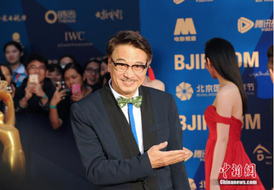 曾道道人资料免费大全香港,回顾经典中奖号码,掌握幸运数字规律