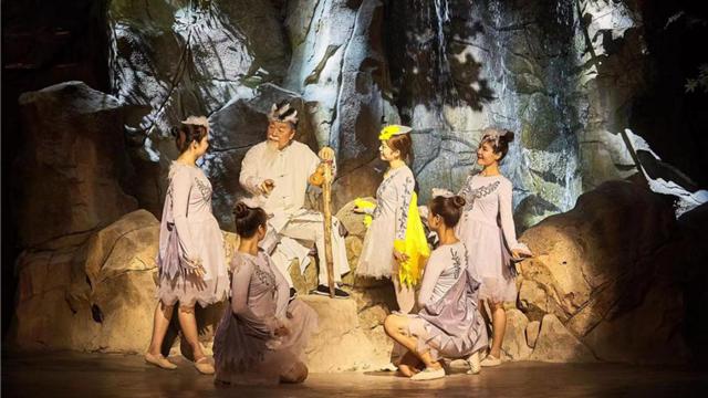 综合挂牌全篇最新更新,历史遗迹背后的故事,传奇文化与现代交融 综合挂牌全篇最新更新,历史遗迹背后的故事,传奇文化与现代交融