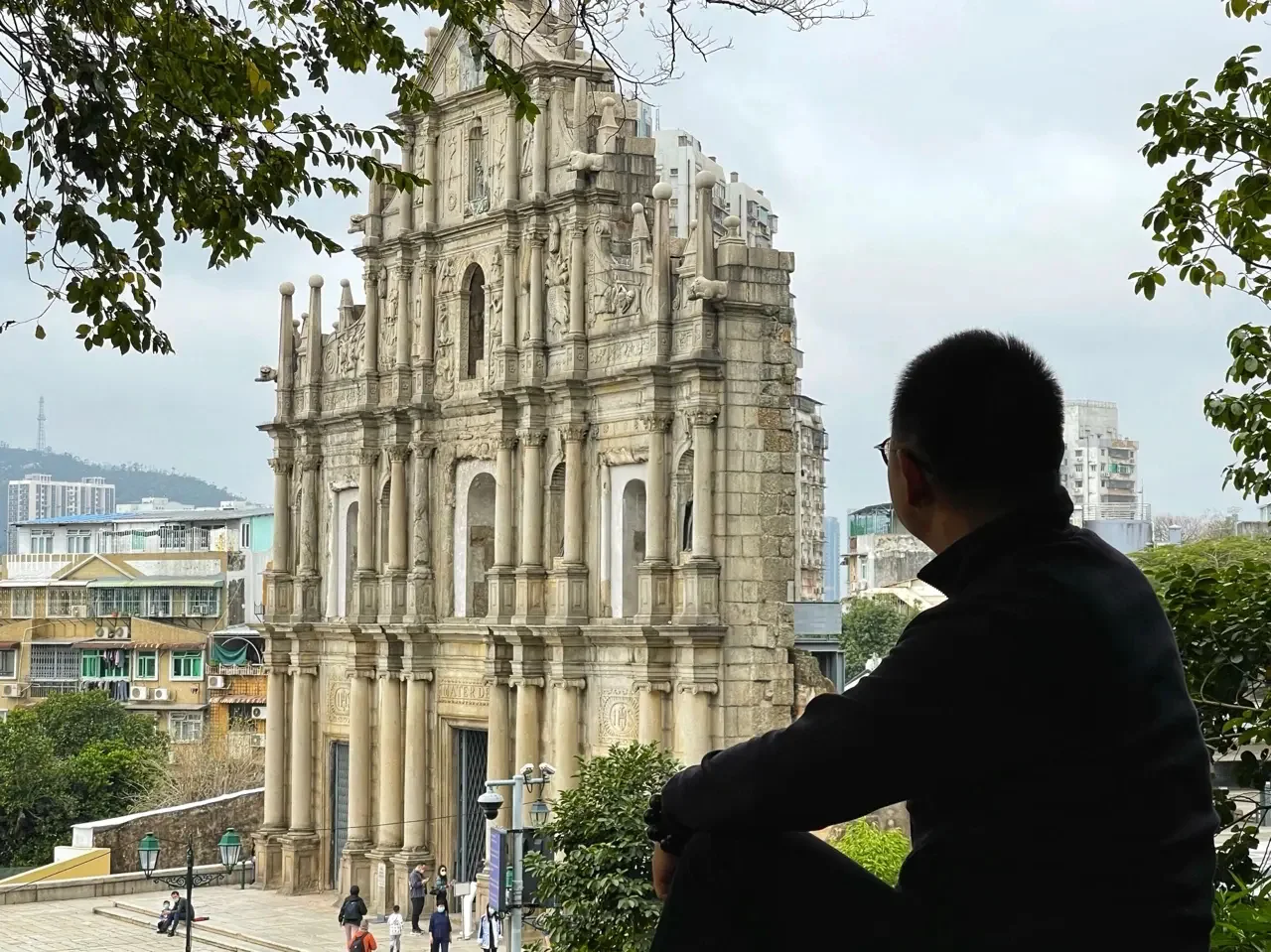 新门天天免费精准大全下载安装,探寻大三巴100背后的真相,了解项目核心团队