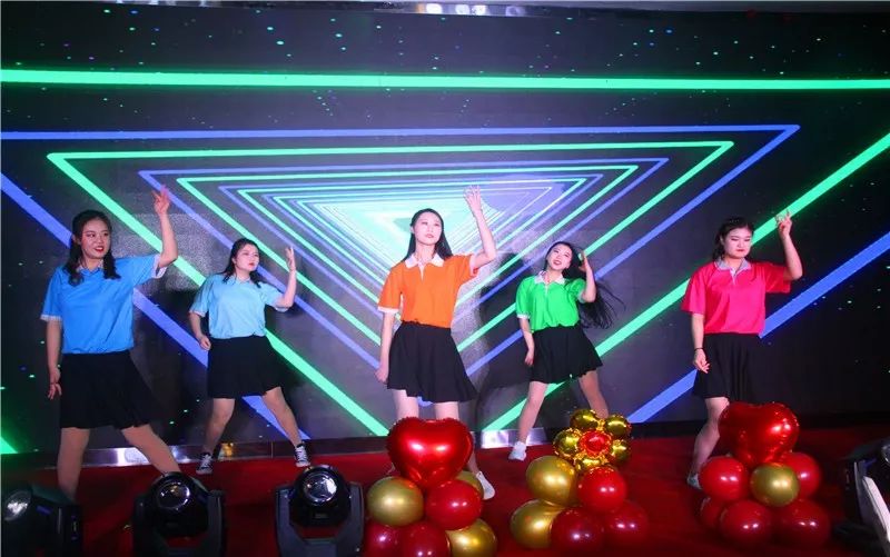 27报第843期,开动脑筋赢大奖,欢乐无限乐不停 27报第843期,开动脑筋赢大奖,欢乐无限乐不停