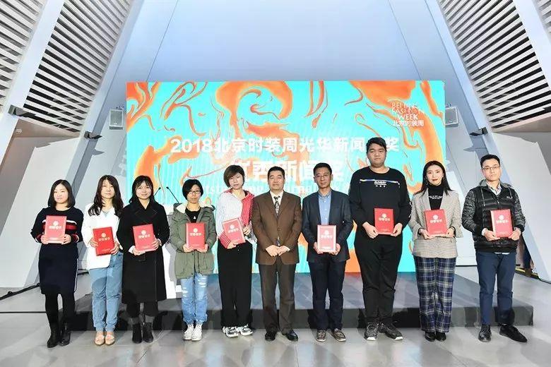 新澳门彩994430、COm,大奖得主揭晓,全程高清实况放送