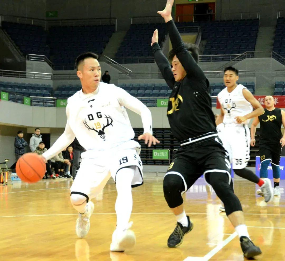 辉哥图库免费大全,精彩赛事回顾,冠军诞生瞬间全记录