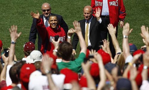 奥门马现场看,精准预测,助你轻松中奖,掌握每日开奖动态