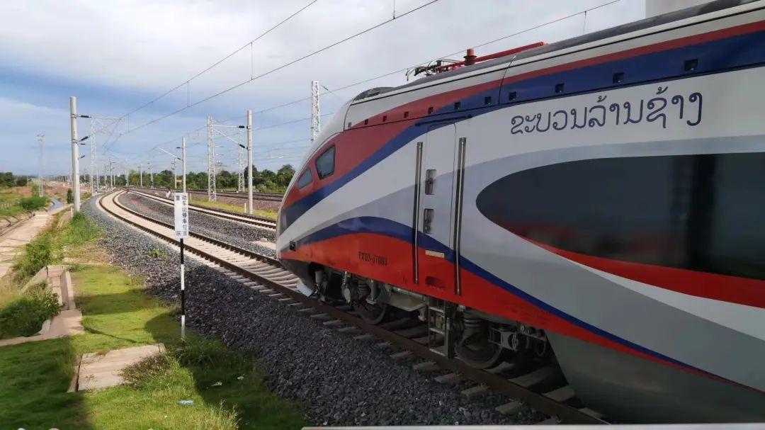 挂牌全篇100%免费资料大全下载安装详,精准分析,助你轻松赢取大奖