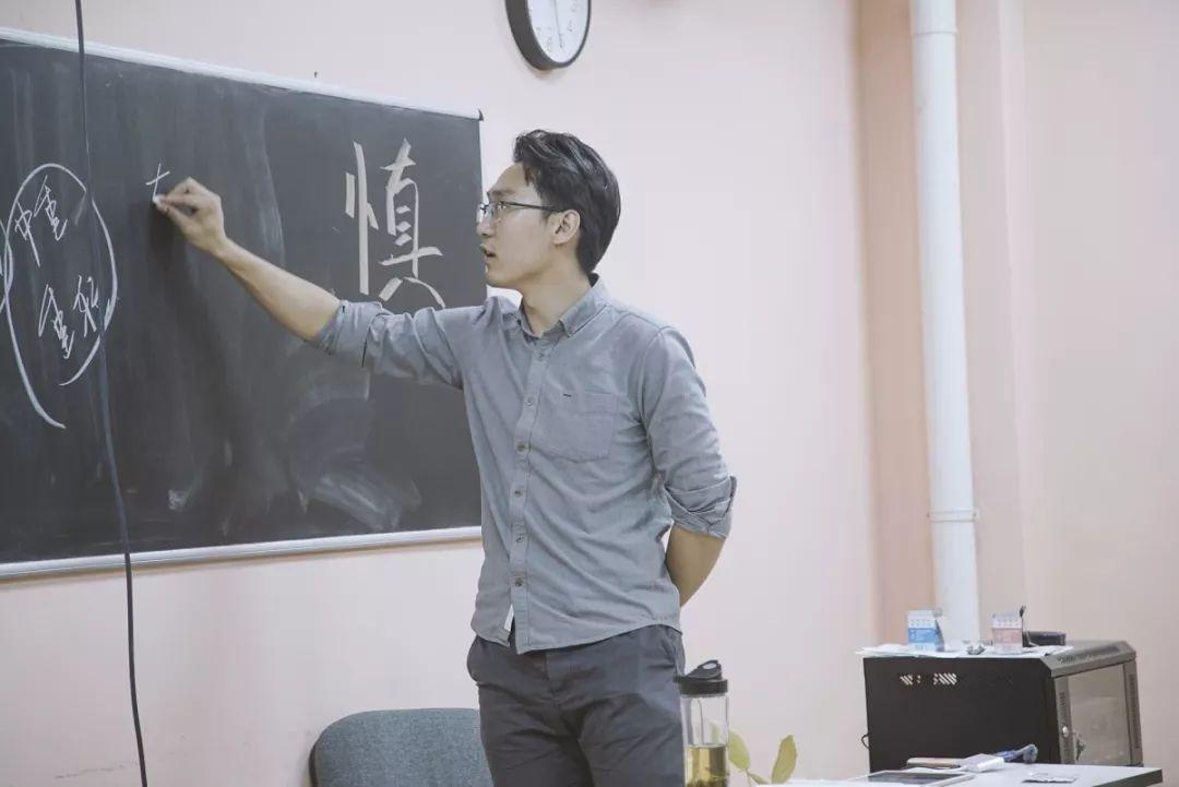 2026新门正版免费资本2026全年…掌握规律稳赚不赔,独家技巧大公开