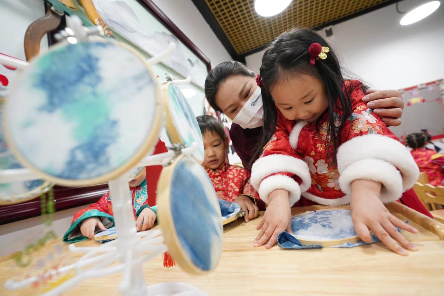 新门2026正版免费阅读,探索城市发展,感受文化魅力