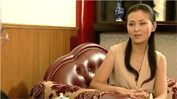 中国少妇邂逅欧美老妇毛多多风情碰撞，跨越东西方审美差异，探索多元文化魅力