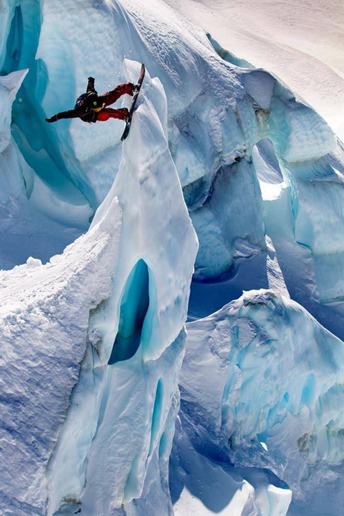 欧美tickle裸体挠痒痒的疯狂游戏，挑战极限，体验独特快感，释放内心欲望