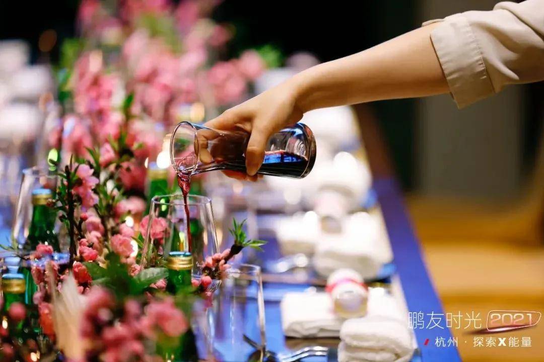 男人和女人做爱小视频揭秘亲密时刻，探索两性激情，享受私密愉悦体验