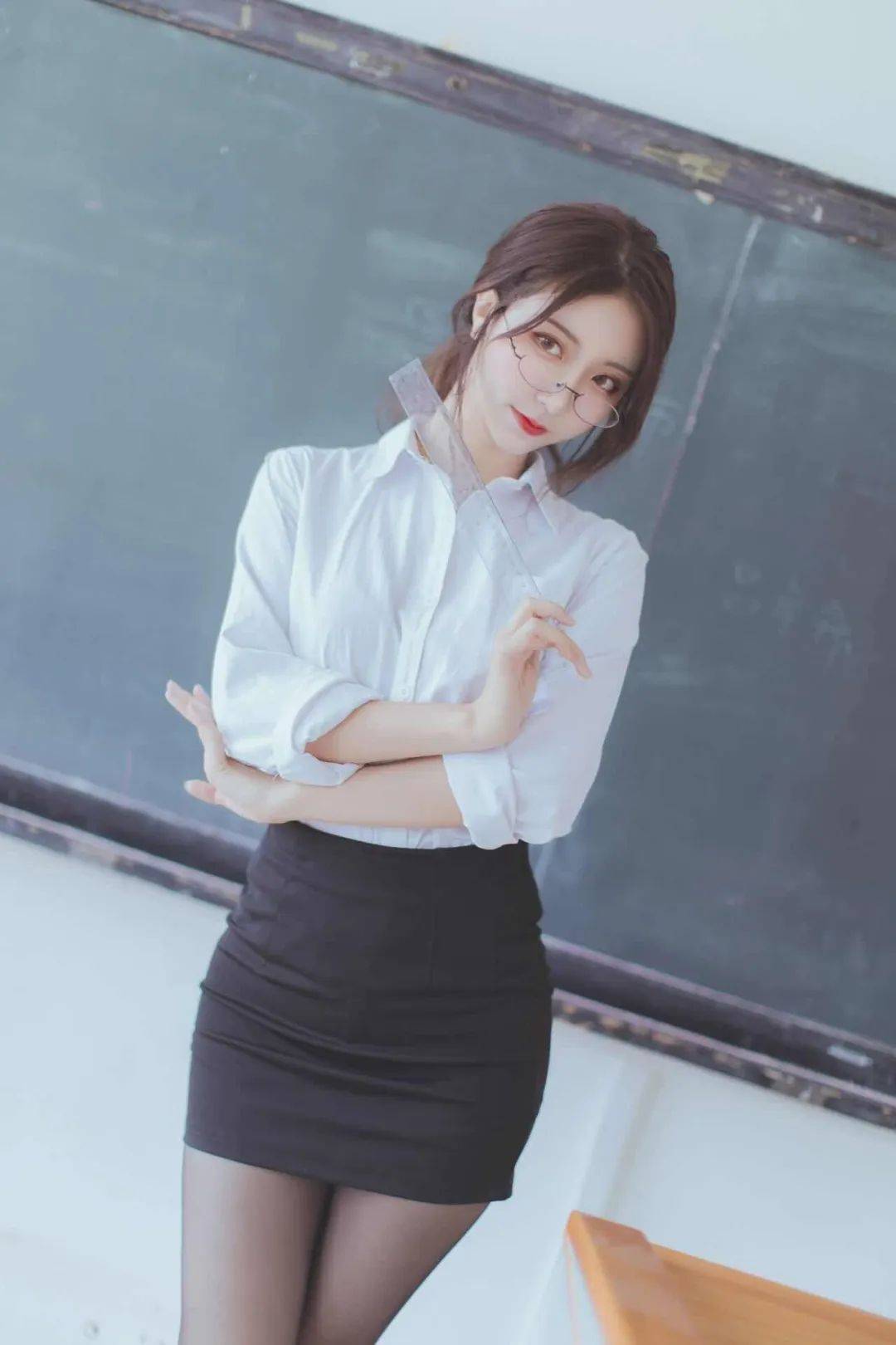 1.师生无码制服免费完整正片震撼上线