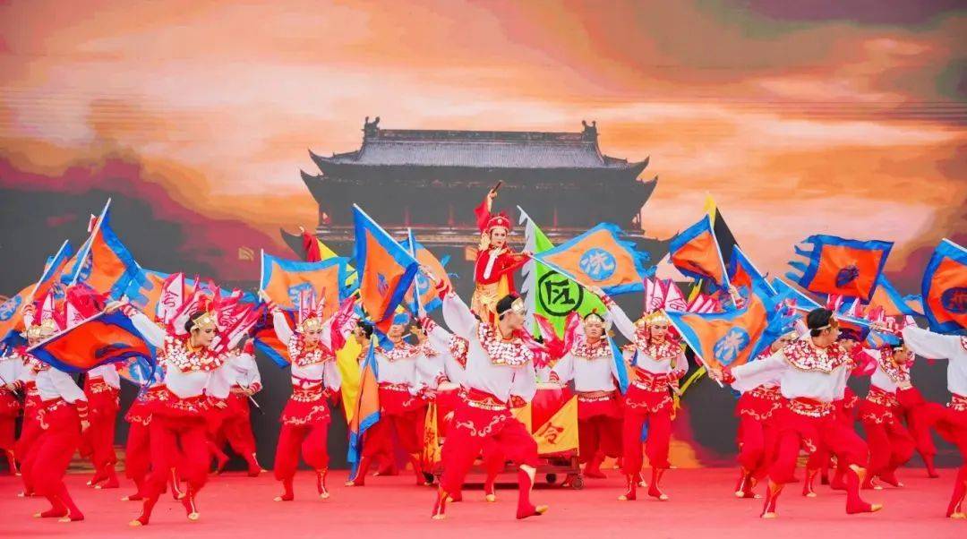 2.亚洲风情av，神秘东方之旅，探寻独特文化魅力与激情*