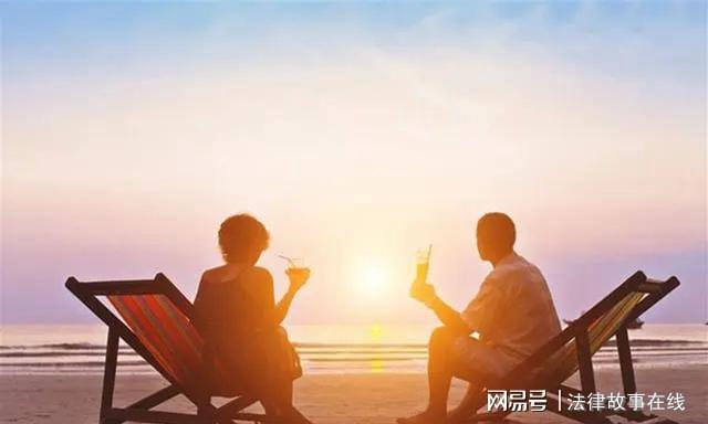 家长群离异少妇分享性高潮经历，情感故事引发热议，真实生活记录