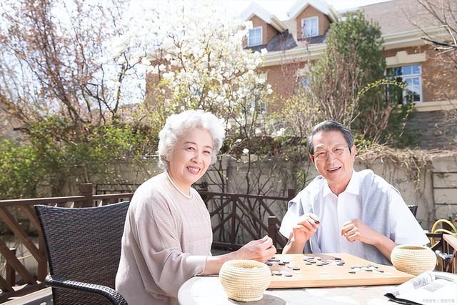 老年同志视频记录爱与坚持，温暖晚年生活，展现真实情感故事