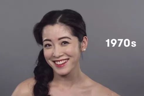 2.女人18片毛片60分钟黄菲菲，光影交织的青春纪事，18段故事60分钟悸动