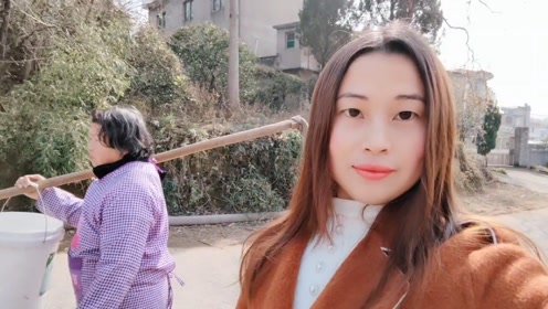 四川丰满妇女毛片四川话浜讲述真实故事，揭秘方言魅力，展现独特风情