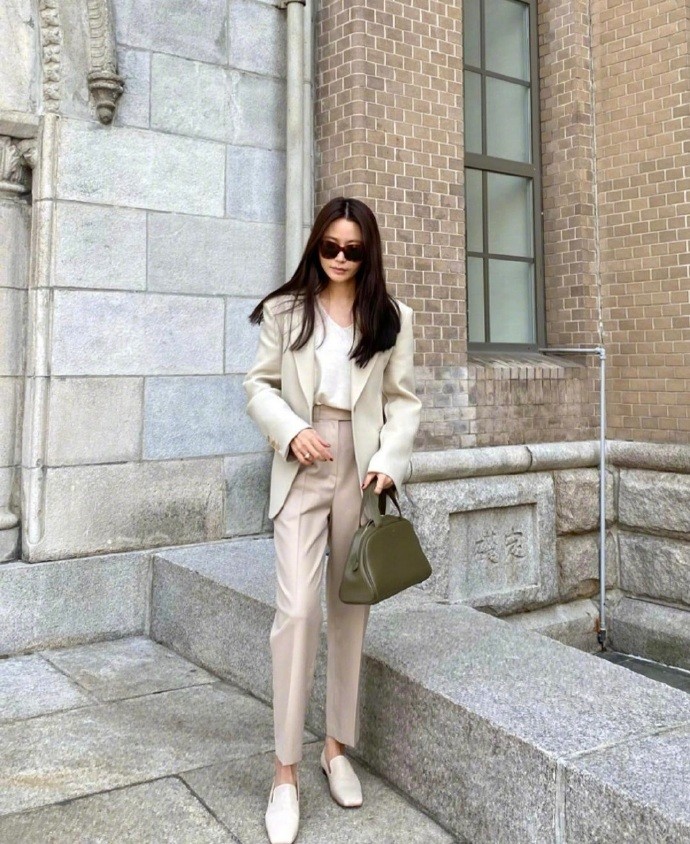 1.老女人Pice的时尚穿搭与生活智慧 1.老女人Pice的时尚穿搭与生活智慧