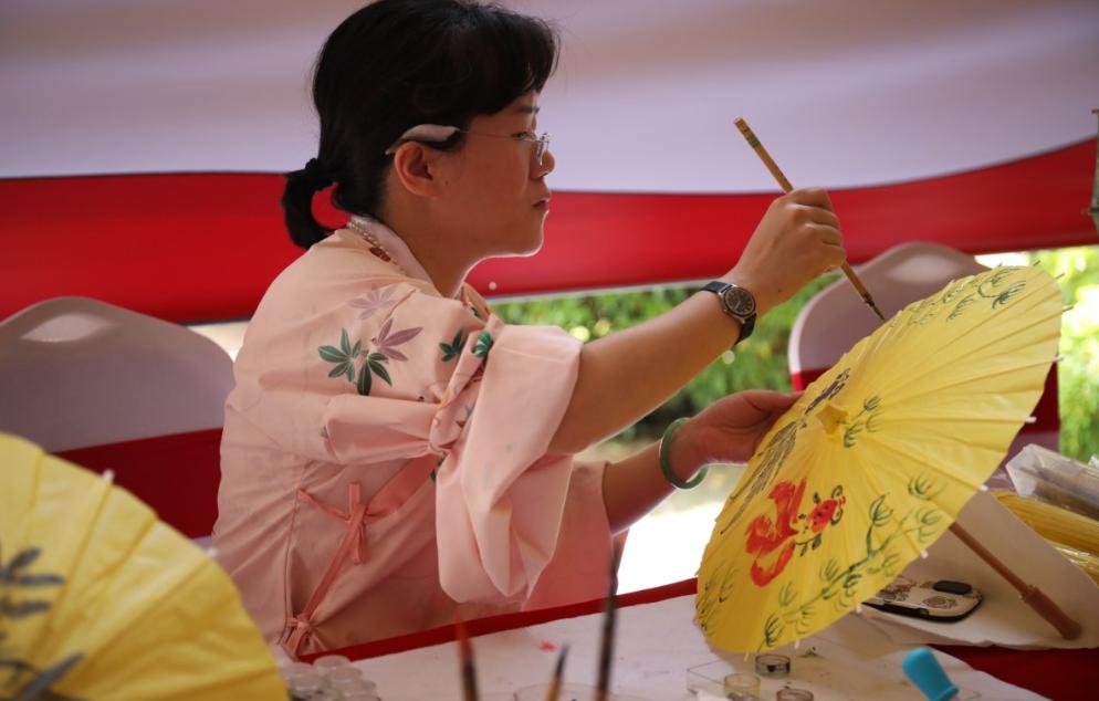 ZOZ女人与牛ZOZ0交i的奇幻故事，探索神秘传说，揭秘古老传统，感受独特文化魅力