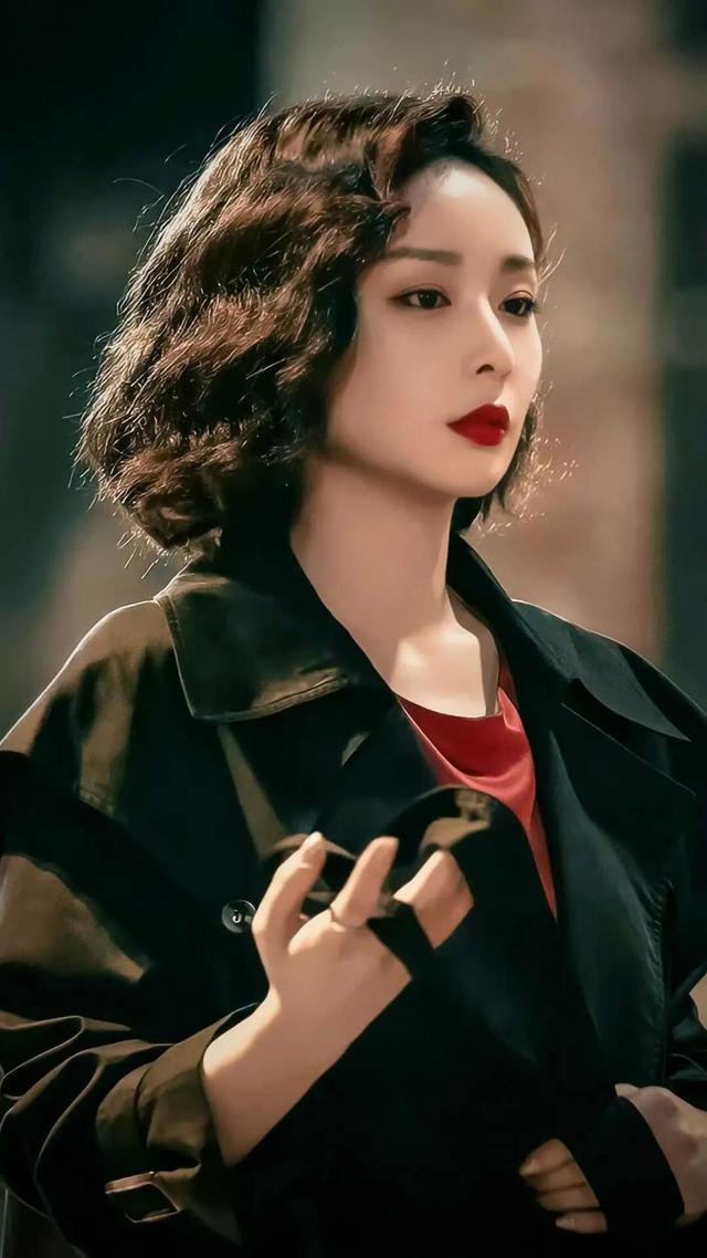 亚洲精品熟女魅力无限，成熟韵味十足，风情万种惹人爱