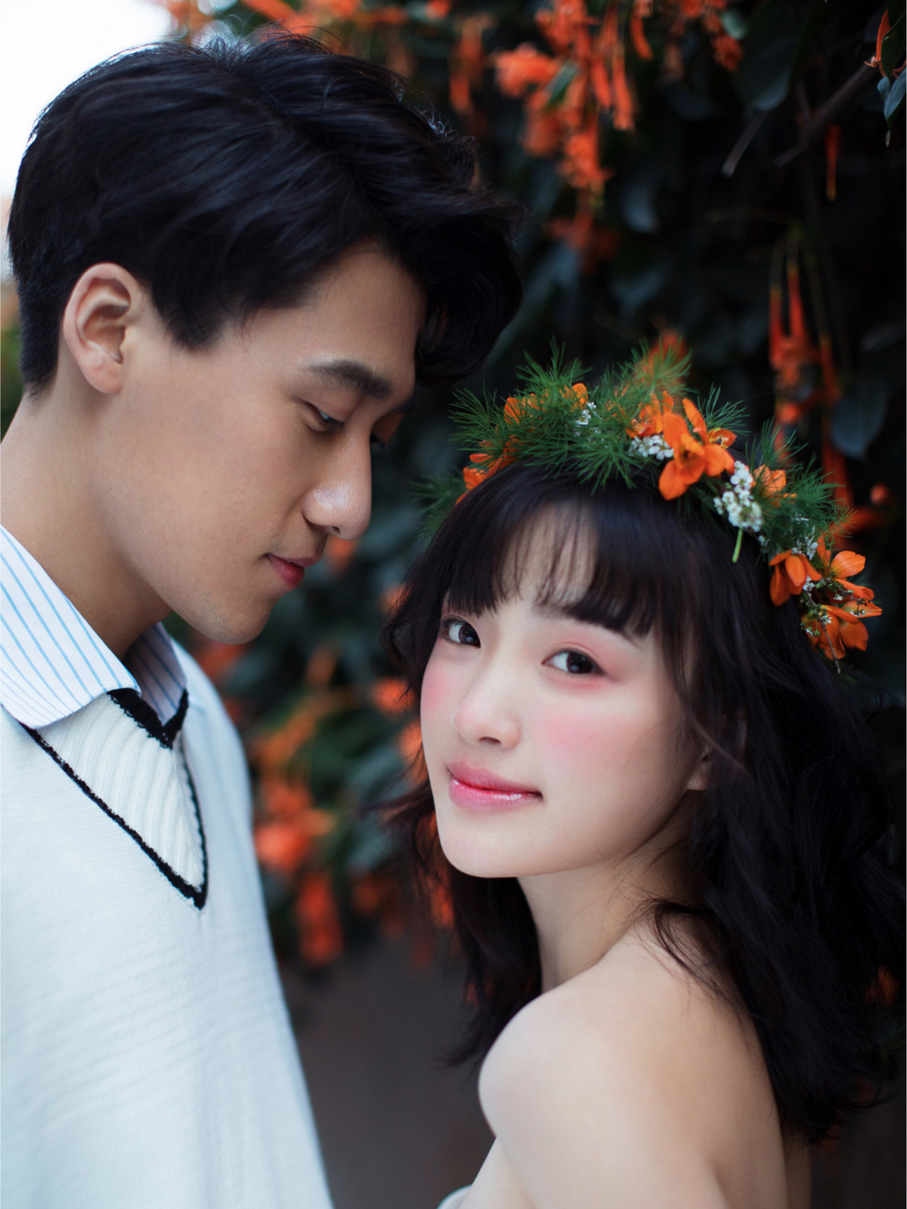 男生为女生精心拍摄的浪漫视频，记录甜蜜瞬间，展现真挚情感
