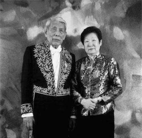 中国老太太HID浜的晚年生活,温馨故事,感人瞬间 中国老太太HID浜的晚年生活,温馨故事,感人瞬间