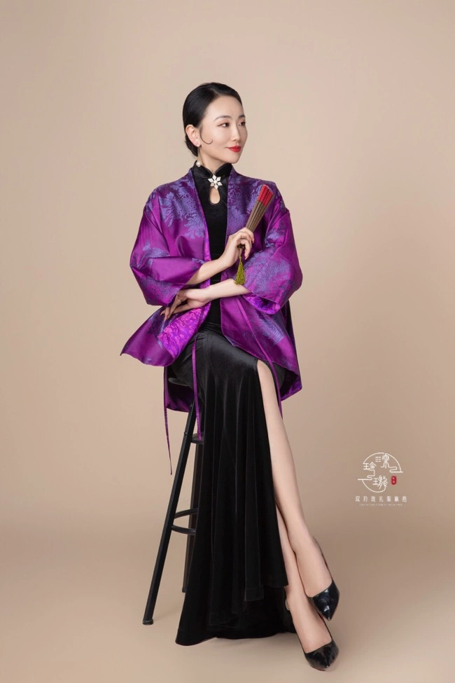 中国女人做爱A片视频揭秘真实情感，探索欲望世界，展现东方女性魅力