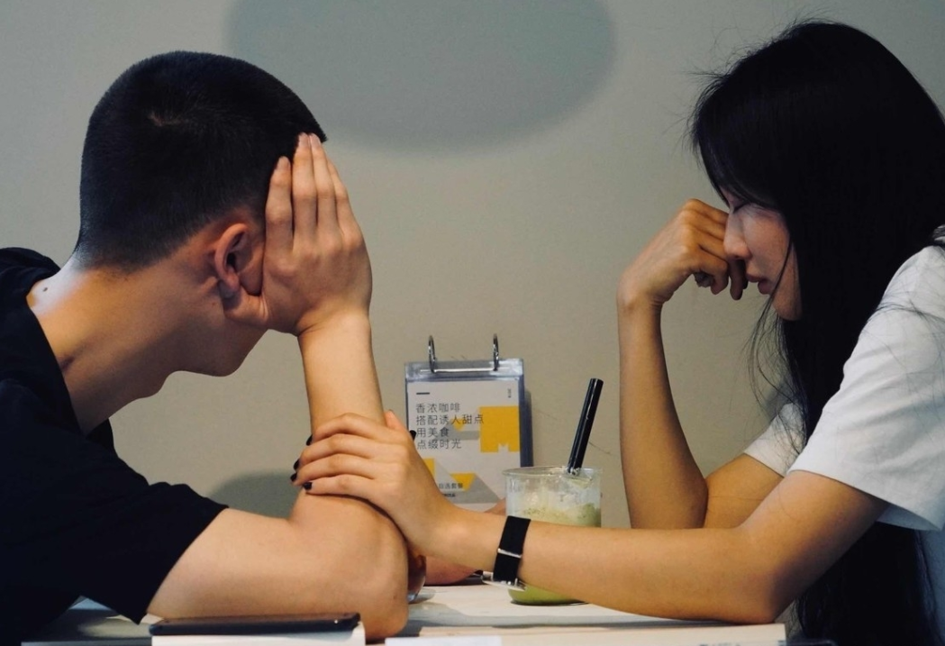 学生处破女痛哭免费看浜引热议，校园事件背后的真相，网友纷纷关注