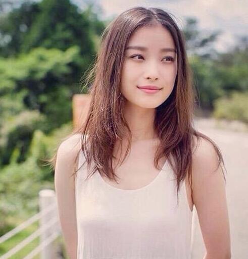 熟女阿姐恋上小伙，甜蜜姐弟恋，青春与成熟的碰撞