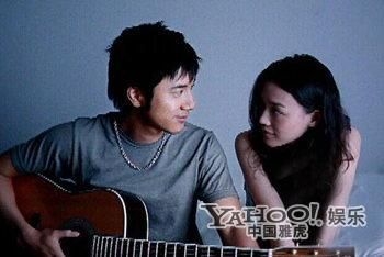 人妻少妇三级诱惑，暧昧情愫，禁忌之恋的深夜迷情