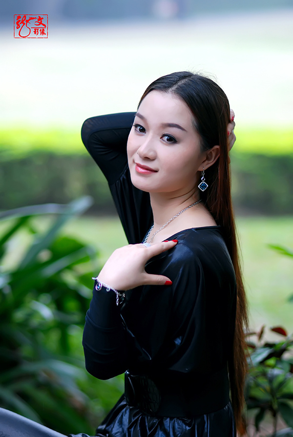九月婷婷色韵绽放，秋意渐浓，温柔时光静好如诗
