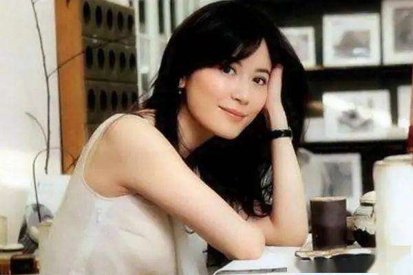 中国老熟女TUBEMEXICO浜风情万种，魅力无限，成熟优雅