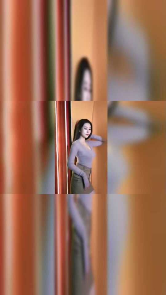 极品美女小泬惊艳亮相，魅力四射引热议，绝美写真引爆全网