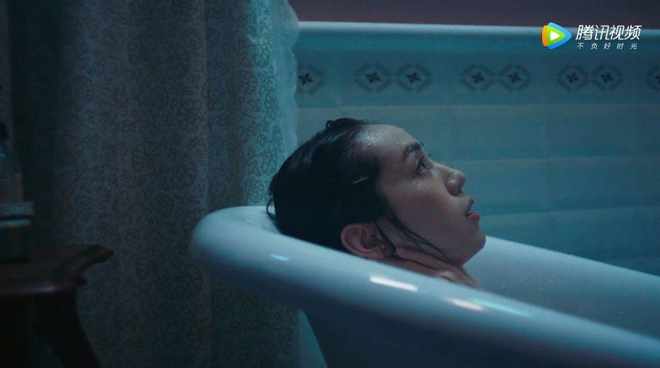 1.女澡堂一级A片裸体浜的秘密往事
