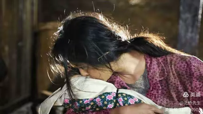 2.猛烈进入大肚孕妇，惊险分娩现场，震撼生命奇迹，母爱无畏瞬间