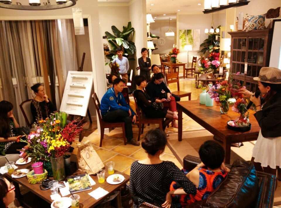 意大利空乘2的精彩故事，探索云端之旅，感受浪漫与专业