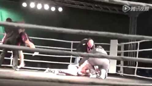 1.拳头交烂B虐玩拳交h震撼对决