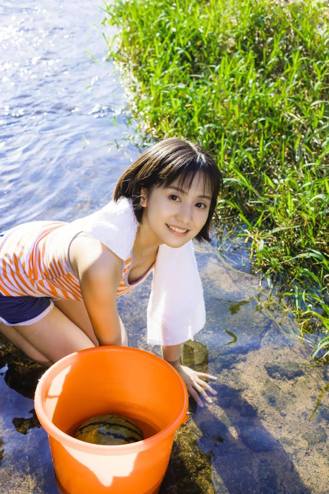 2.色噜噜五月婷婷，花开时节，邂逅浪漫与激情，不负美好时光