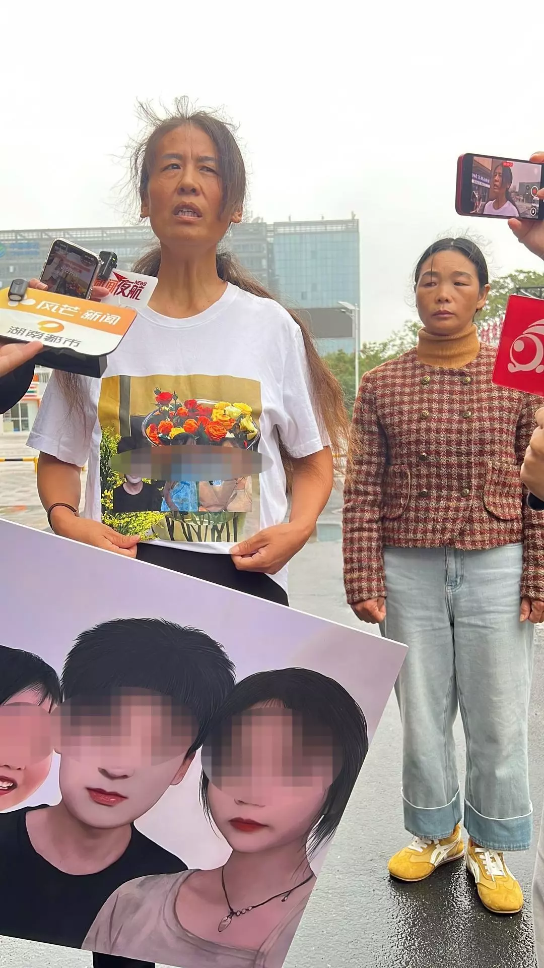 2.国产乱人乱偷精品视频，暗网交易内幕曝光，受害者亲述经历