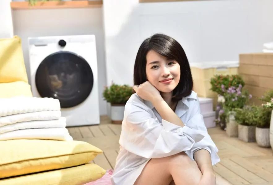 乌克兰少妇的美丽与坚韧，探索她们的生活故事，感受独特魅力与风情