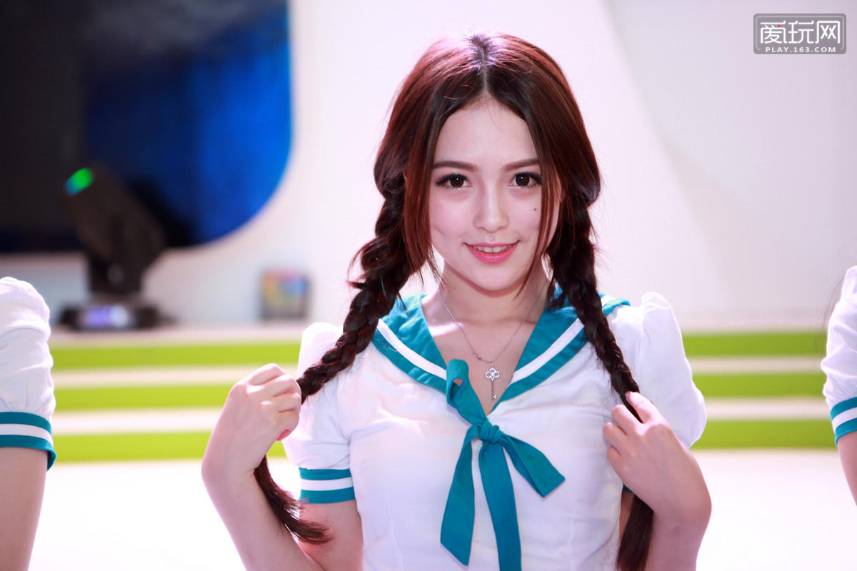 亚洲日韩欧美国产制服诱惑在线一区不卡，高清流畅无广告，最新热门制服视频合集免费观看